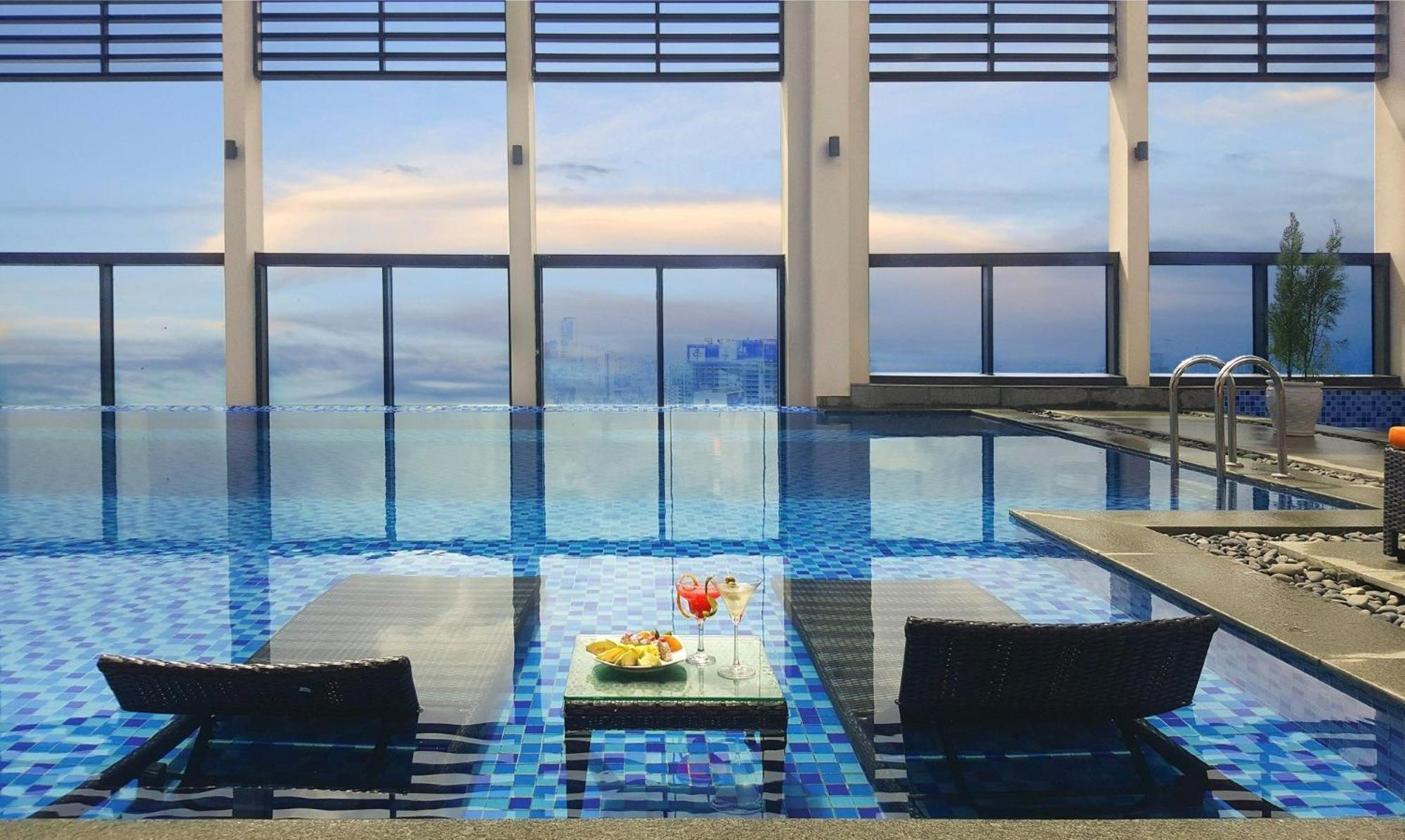 Luxury Apartment - Rooftop Swimming Pool - Beach Front - Hinata Apartment Da Nang Exterior foto